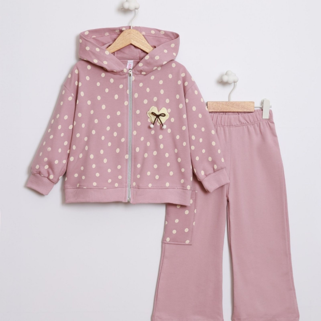 Fermuarlı Cepli Hırkalı Takım – Mevsimlik, Rahat ve Şık Takım